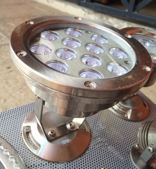 12017 - 12 Large LED Stainless Steel Light for Basins